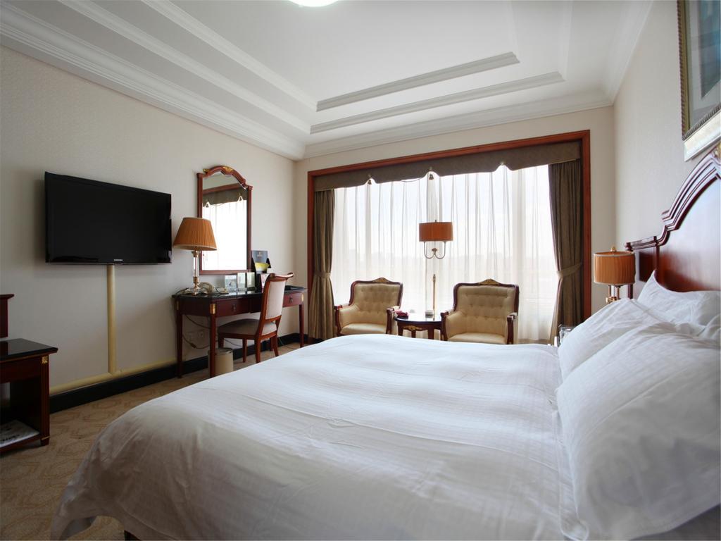 New Grand Dynasty Hotel Chaoyang  Exterior foto