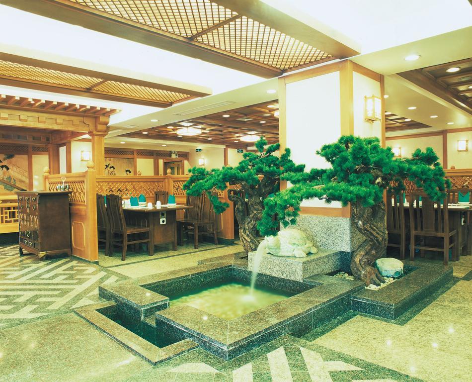 New Grand Dynasty Hotel Chaoyang  Exterior foto